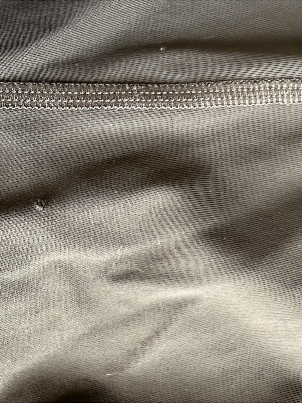 Lululemon green leggings with pocket - Picture 4 of 4
